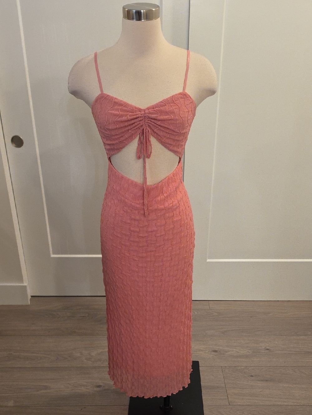 emory park Pink Cutout Ruched Midi Dress fully lined  size M new with tags